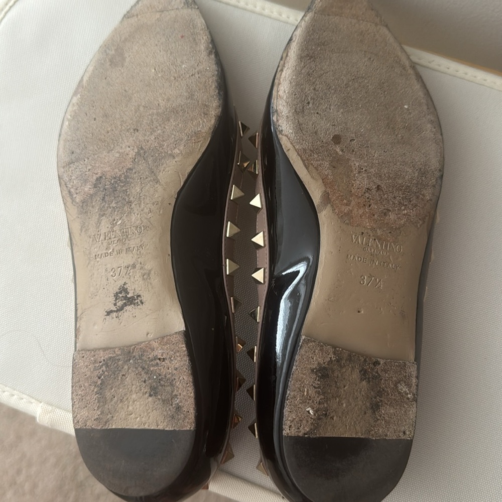 VALENTINO PATENT ROCKSTUD BALLET FLAT - Picture 6 of 6